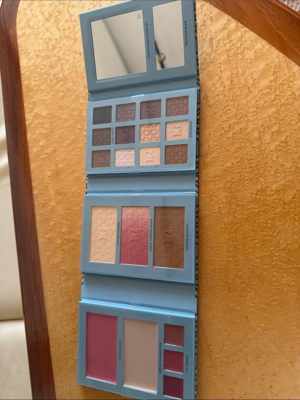 NWT Laura Geller RSVP-Ready: Big Night Out Full Face Palette